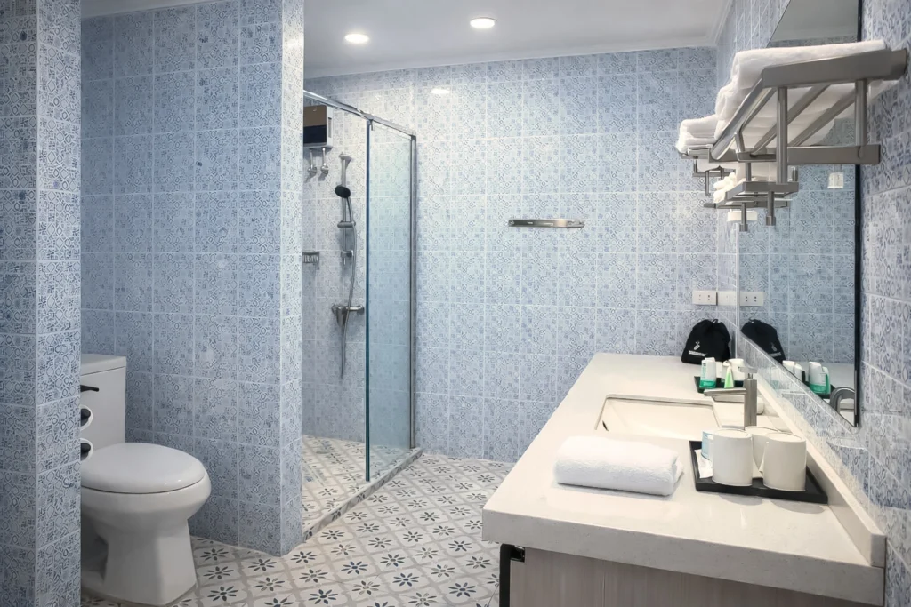 bathroom-angle-3-3.webp