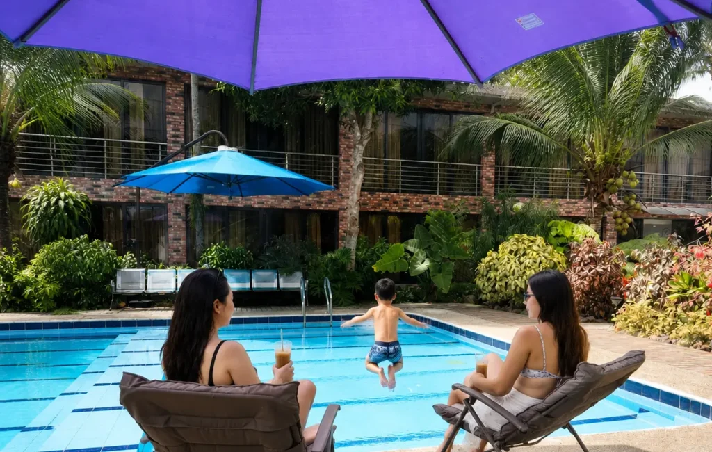 Pool with Splash